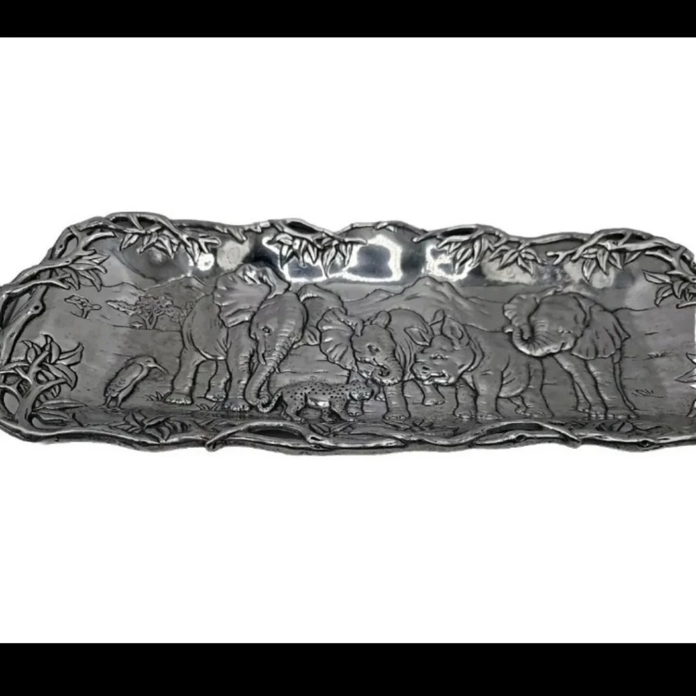 Arthur Court Elephant Platter Herd Elephant Leopard Handle 1995 rectangle 14